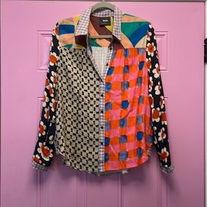 Anthropologie funky, patterned, button down blouse! ✌🏼🌼